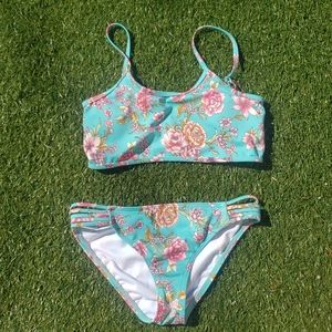Billabong 2 piece swimsuit
